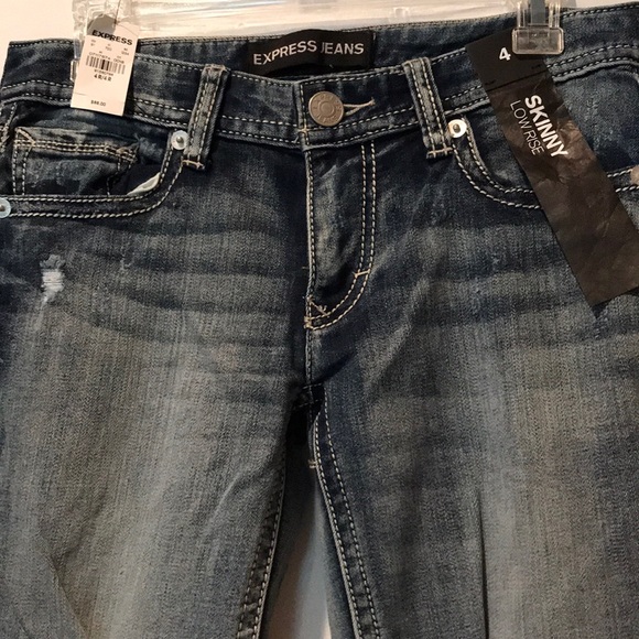 🎁EXPRESS Distressed Jeans - Picture 2 of 13